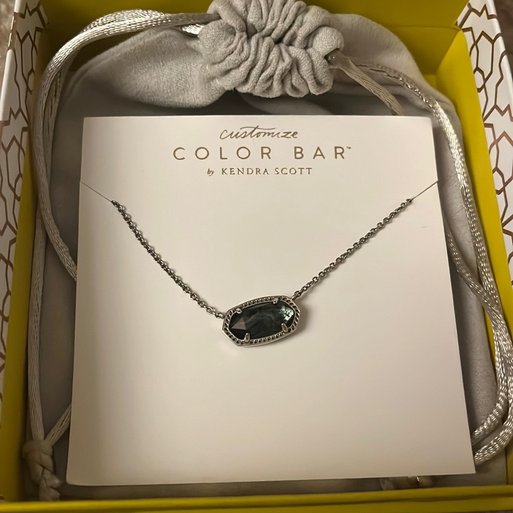 Kendra Scott Necklace